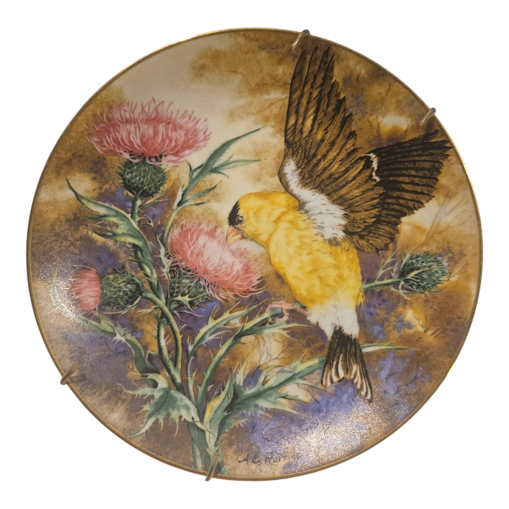 Southern Living Goldfinch‎ Wall Art Collectors  Plate